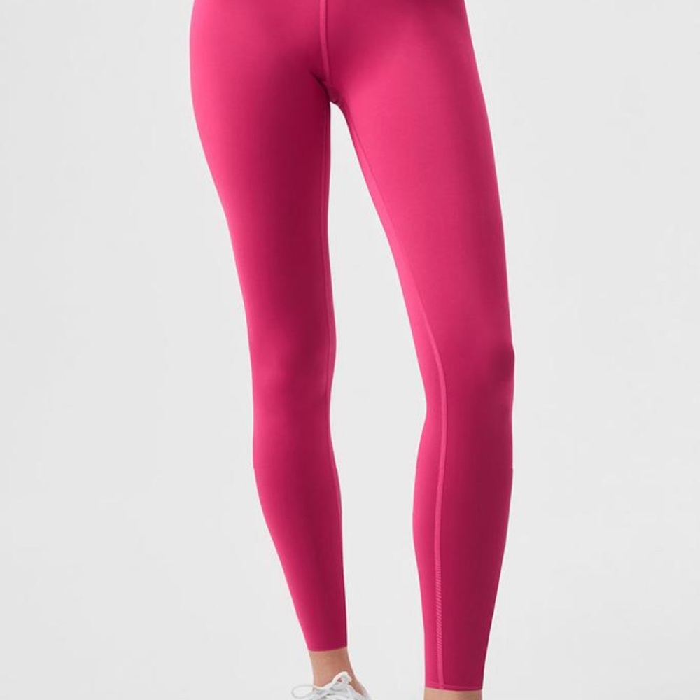 Alo- 7/8 High Waist Airlift Leggings in Pink Summer Crush